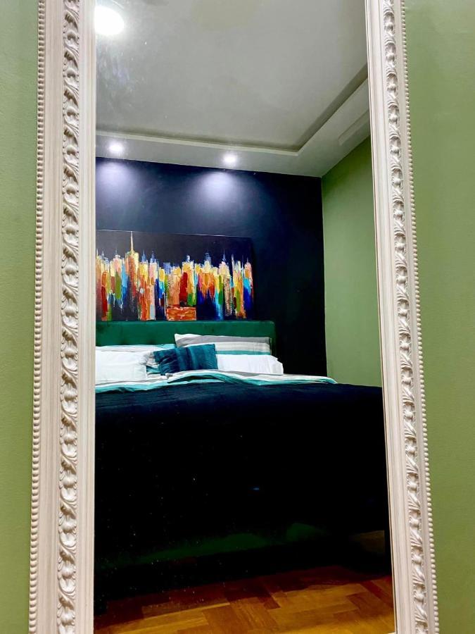 Apartman Diana สเรมสกา มิโตรวิตซา ภายนอก รูปภาพ